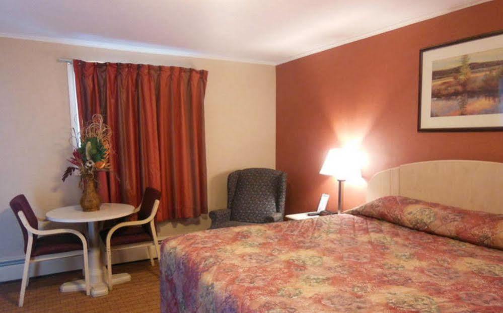 Wilbraham Inn Ludlow Esterno foto