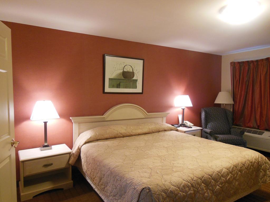 Wilbraham Inn Ludlow Esterno foto